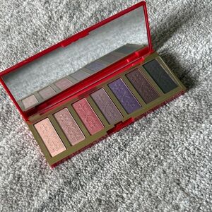 Colorful Estee Lauder Eyeshadow Palette